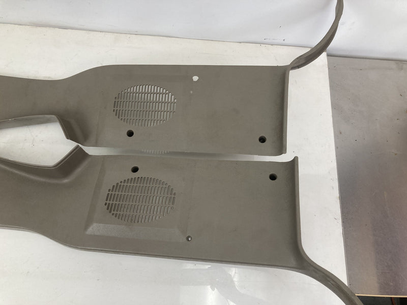 1995-1998 Chevrolet Silverado 2500 GMT400 B Pillar Trim 15976271 15976272 OEM