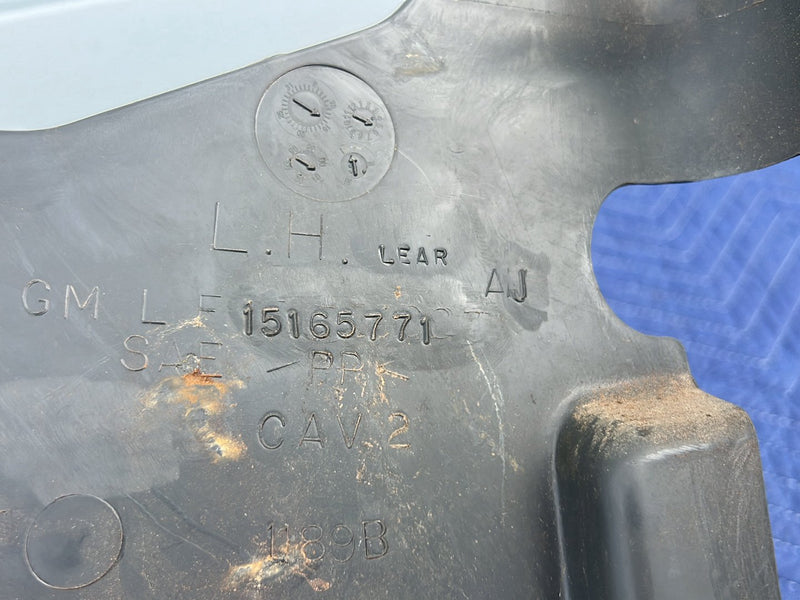 2003-2006 Chevrolet Silverado - Kick Panel PN: 15165771 15066684