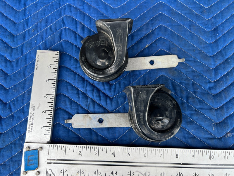 2011-2013 BMW X5 X5M E70 Front Bosch High Low Tone Horn Signal Pair OEM #2010EM