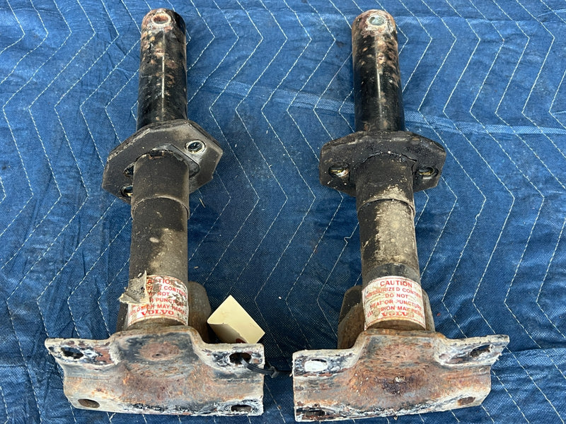 1986-1993 Volvo 240 244 245 Front Right & Left Bumper Shock Pair OEM #4458EM