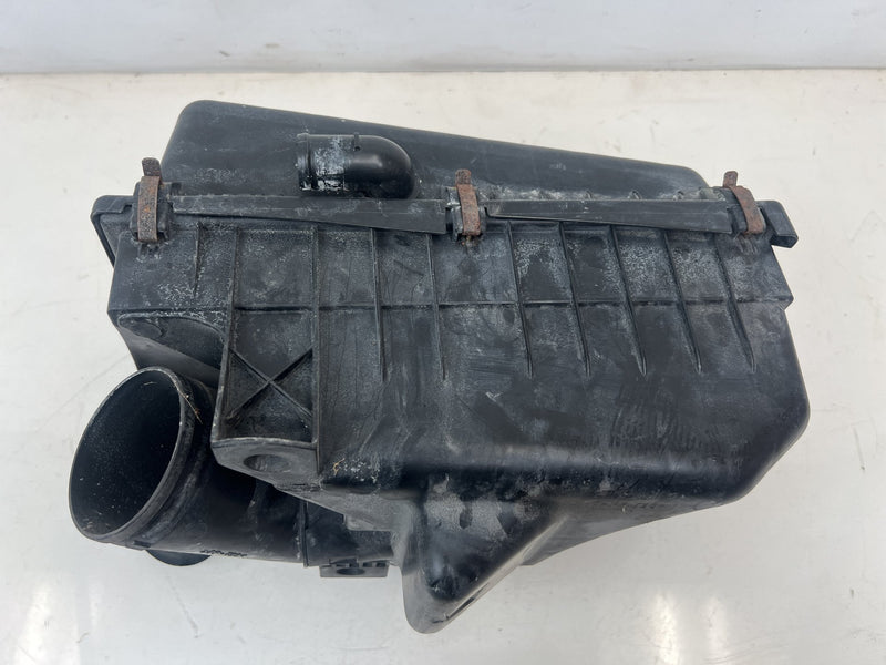 1998-2000 Volvo S70 V70 XC Air Filter Cleaner Housing Box 9189152 OEM #6863EM