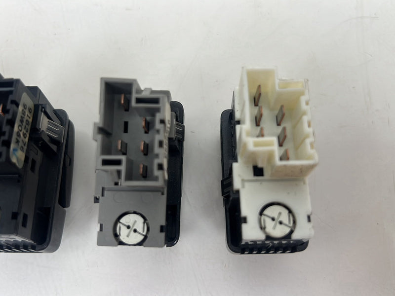 1998-2000 Volvo V70 S70 Fog Light Sunroof TRACS Traction Dash Switch Set OEM