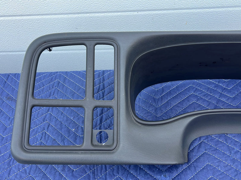 Chevrolet Silverado - Gauge Cluster Trim PN: 15085843 15731974