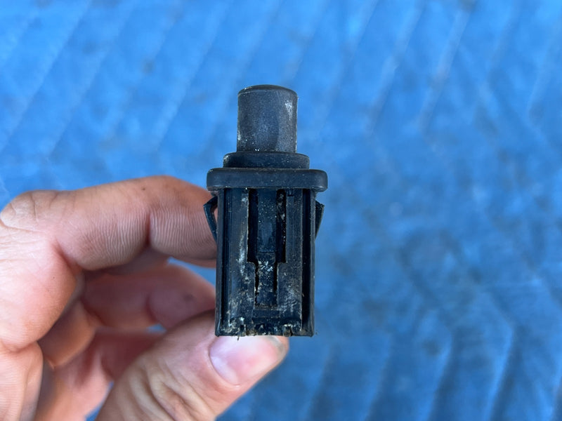 2002-2005 BMW 330xi 325xi E46 Hood Open Close Alarm Sensor Switch OEM #4812EM