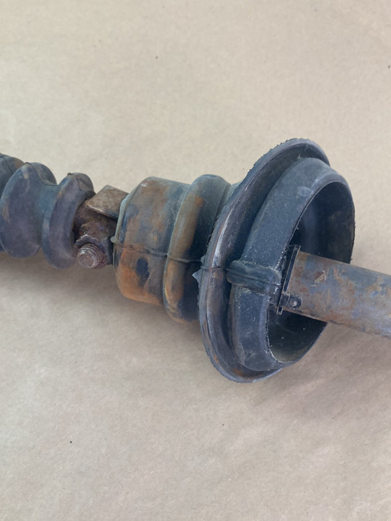 1988-1998 Chevy Silverado GMT400 Steering Intermediate Shaft w/ Boot 26040127