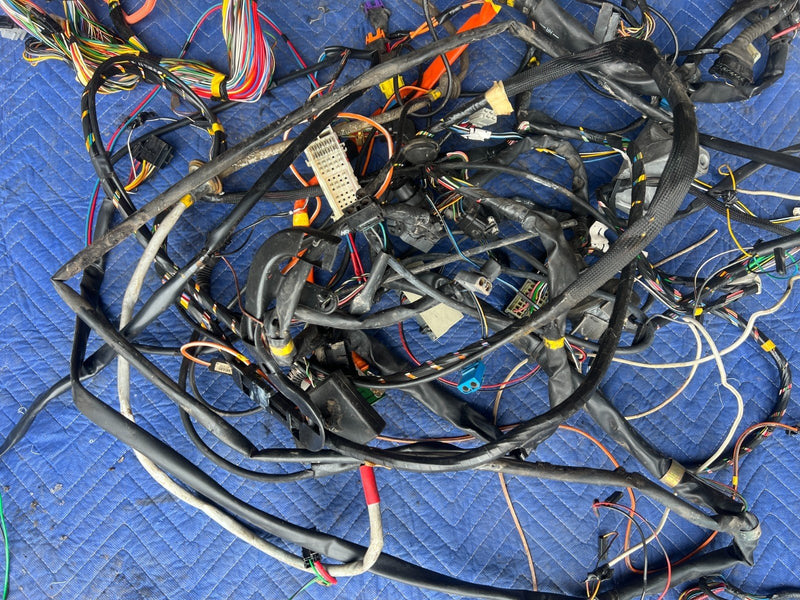1992-1995 Volvo 940 740 Complete Engine Bay & Body Wiring Harness OEM #3292EM