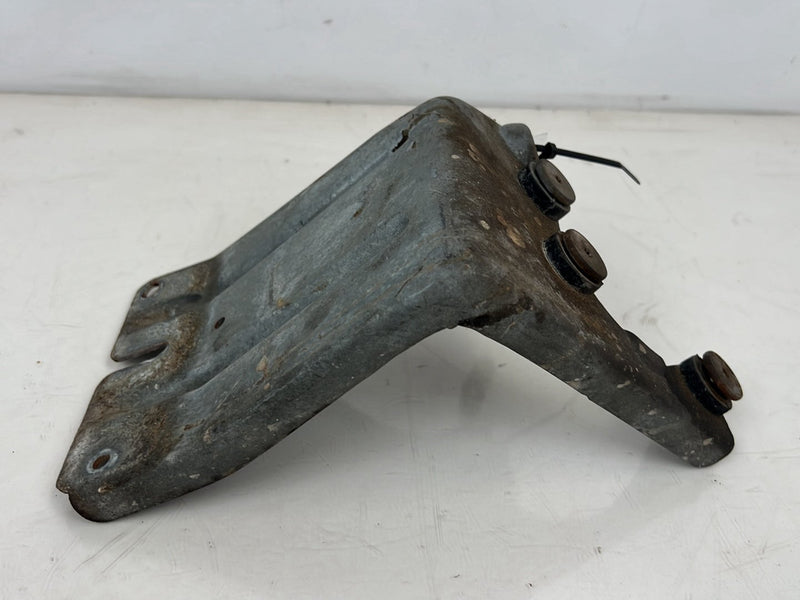 2004-2007 Volvo S60R V70R ABS Pump Bracket Mount Support OEM #5803EM