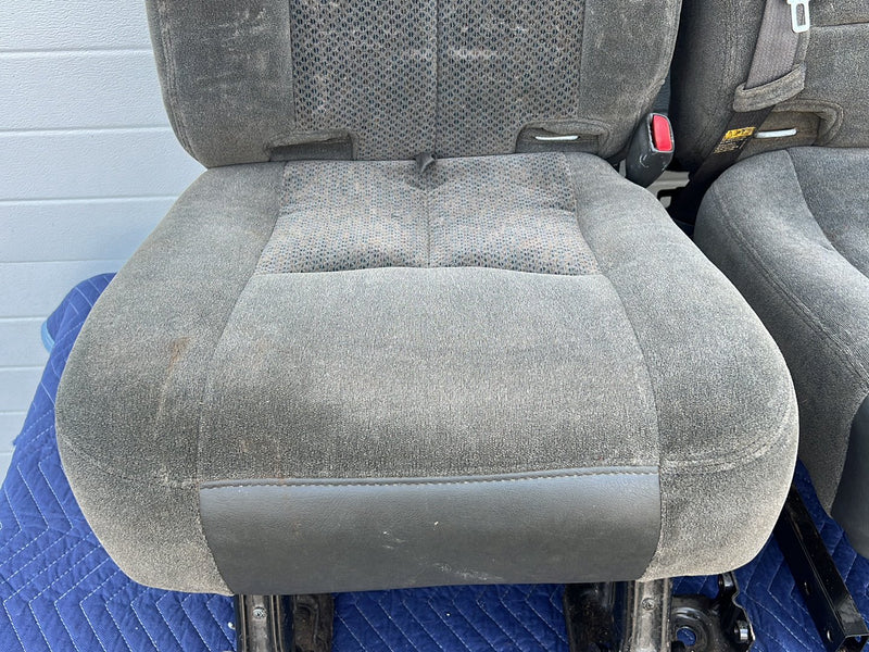 2003-2007 Chevy Silverado GMC Sierra Split Bench Rear Seat Gray Cloth OE #5509EM