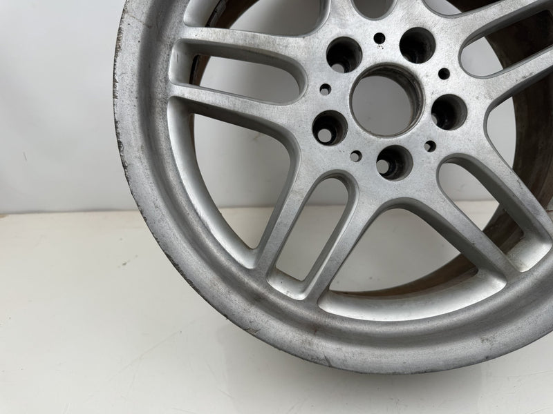 1999 BMW 540i E39 - Wheel
