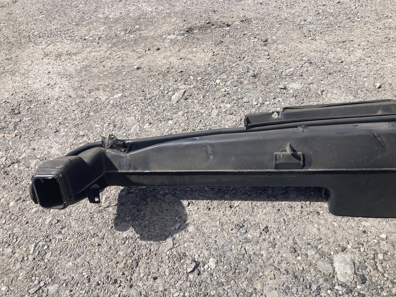 1996 Chevrolet Silverado GMT800 - Dash Duct PN: 15691490