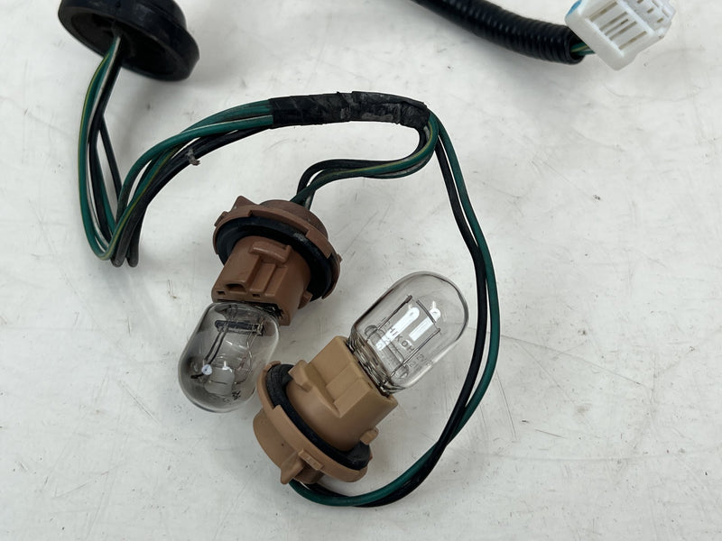2008-2010 Nissan Rogue Rear Tail Light Socket Wiring Harness Pair OEM #6804EM