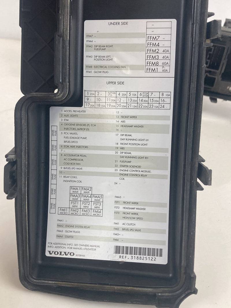 2005 Volvo XC90 I 275 Engine Fuse Box 9494210 9494211 OEM #4830M