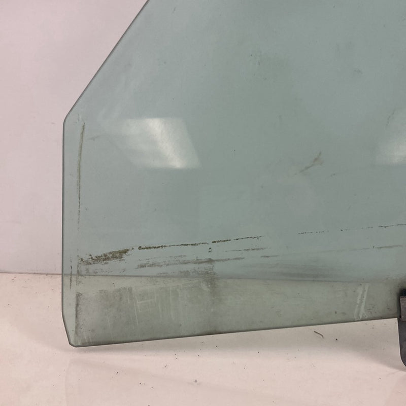 1986-1993 Volvo 240 244 Window Glass Driver Front 43R-001105 90 OEM #4879M