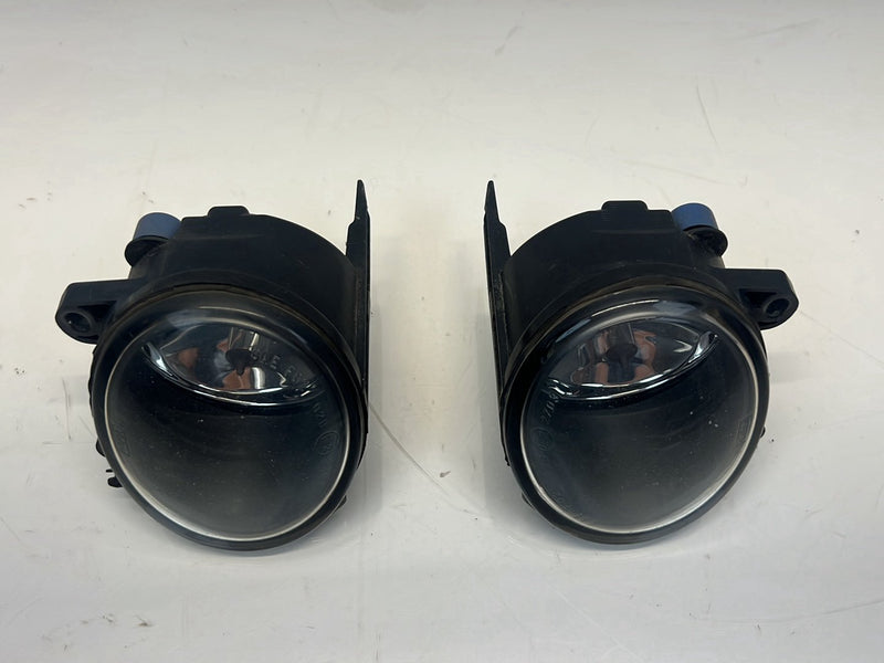2006 BMW X5 E53 - Fog Light Pair PN: 63176920885