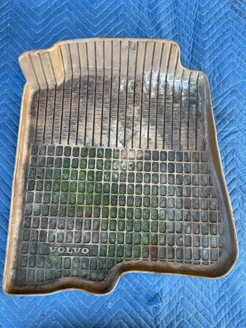 1986-1993 Volvo 240 244 Sedan Waffle Molded Floor Mat All Weather Set OE #4241EM