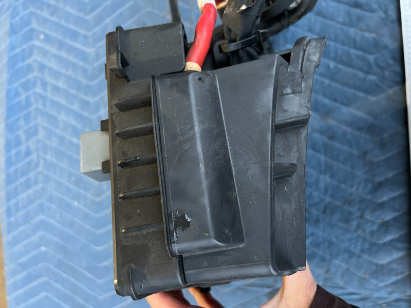 2012-2015 Chevy Cruze Fuse Relay Box Under Hood 812461952 OEM #2201CN