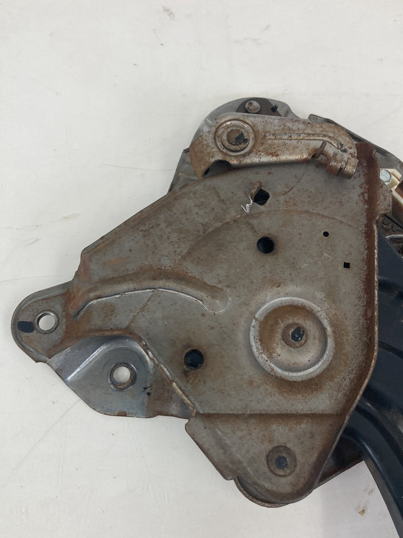 1995-1998 Chevrolet Silverado 2500 GMT400 Emergency Brake Pedal 15155147 OEM