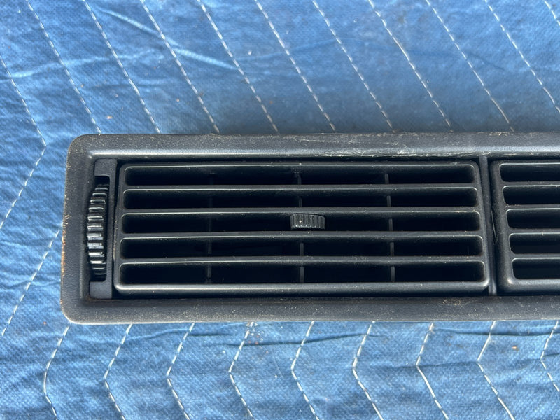 1992-1995 Volvo 940 740 Dash LH RH Center HVAC Heat AC Vent Set of 3 OEM #3229EM