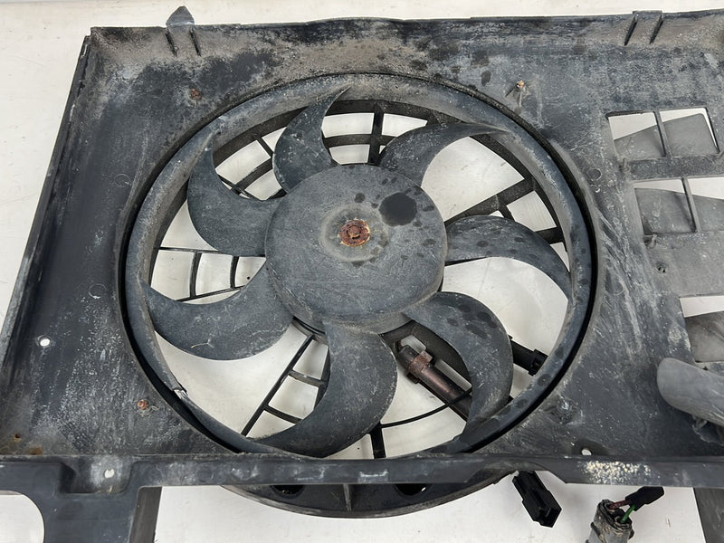1993-1997 Volvo 850 Engine Cooling Fan & Shroud Turbo 5 Cyl 2.3L OEM