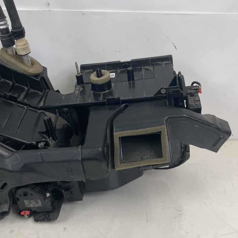 2007-2014 Chevrolet Silverado GMT900 HVAC Box Heater Core 25877793 OEM #5333M