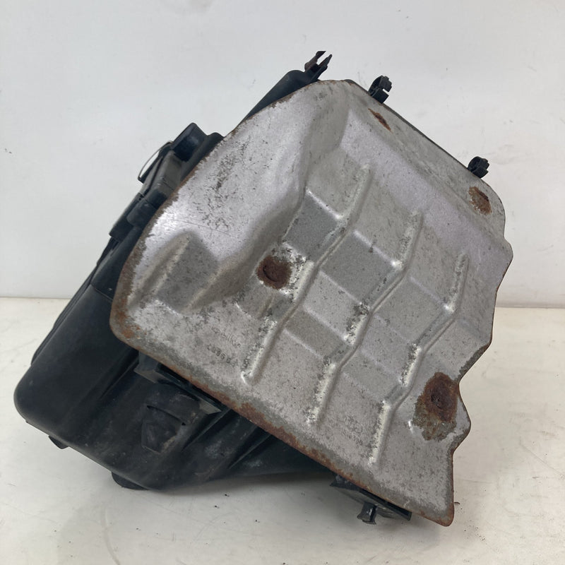 2001-2005 Volkswagen Passat Air Cleaner Box MAF OEM #5542M