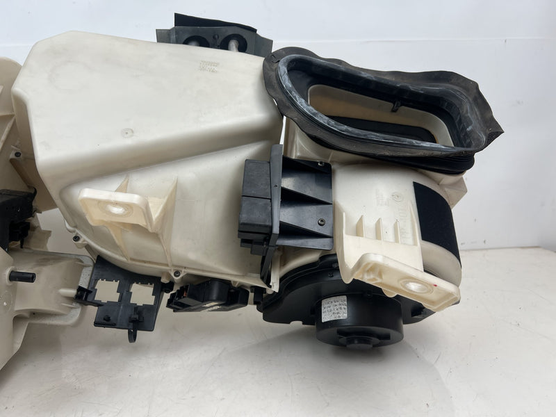 1998-2000 Volvo S70 V70 XC Climate HVAC Box Heater Core Assembly OEM #6888EM