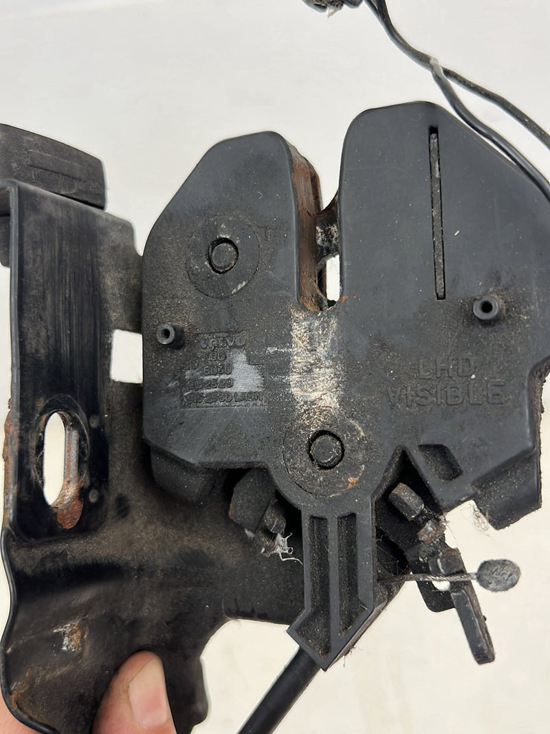 1993-1997 Volvo 850 Front Left & Right Engine Bonnet Hood Latch Pair OEM