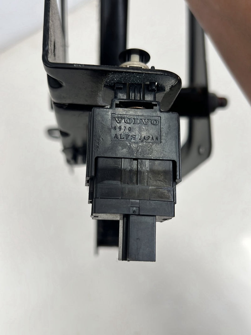 2004-2007 Volvo S60R V70R Brake Pedal Lever Assembly 8622064 OEM #5776EM