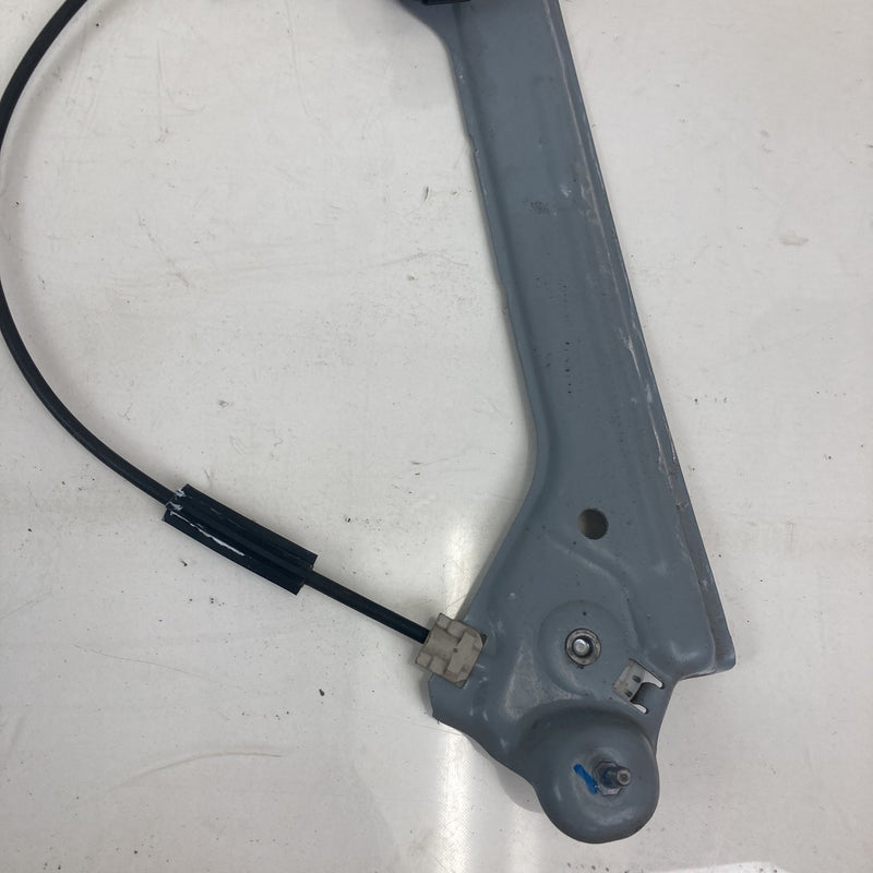 2014-2020 Chevrolet Silverado Front Left Window Regulator 0130822882 OEM #5583M
