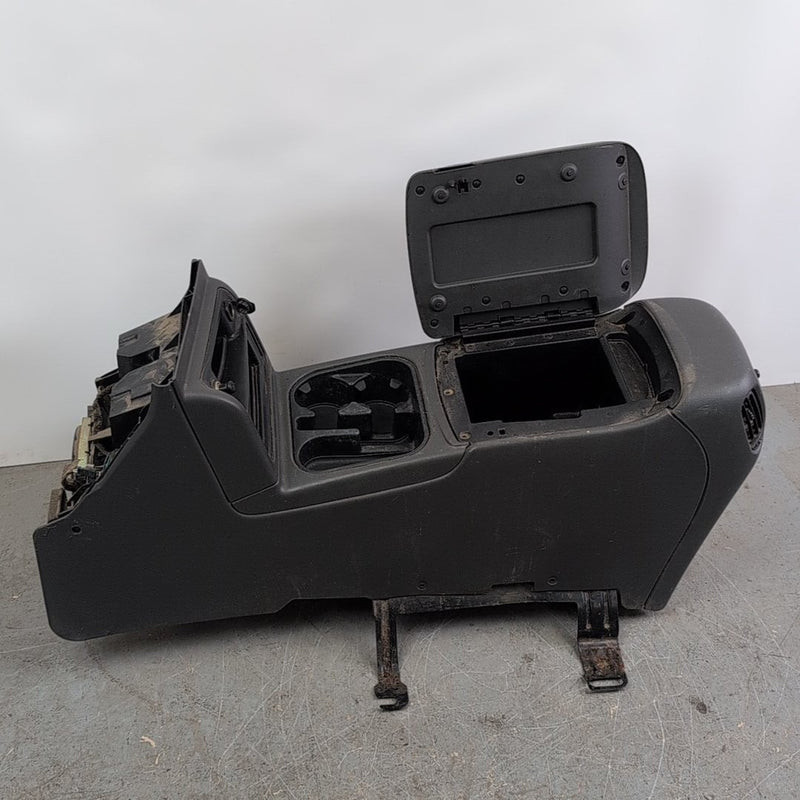 2003-2006 Chevy Tahoe Suburban Center Console Assembly Black OEM Rear Audio