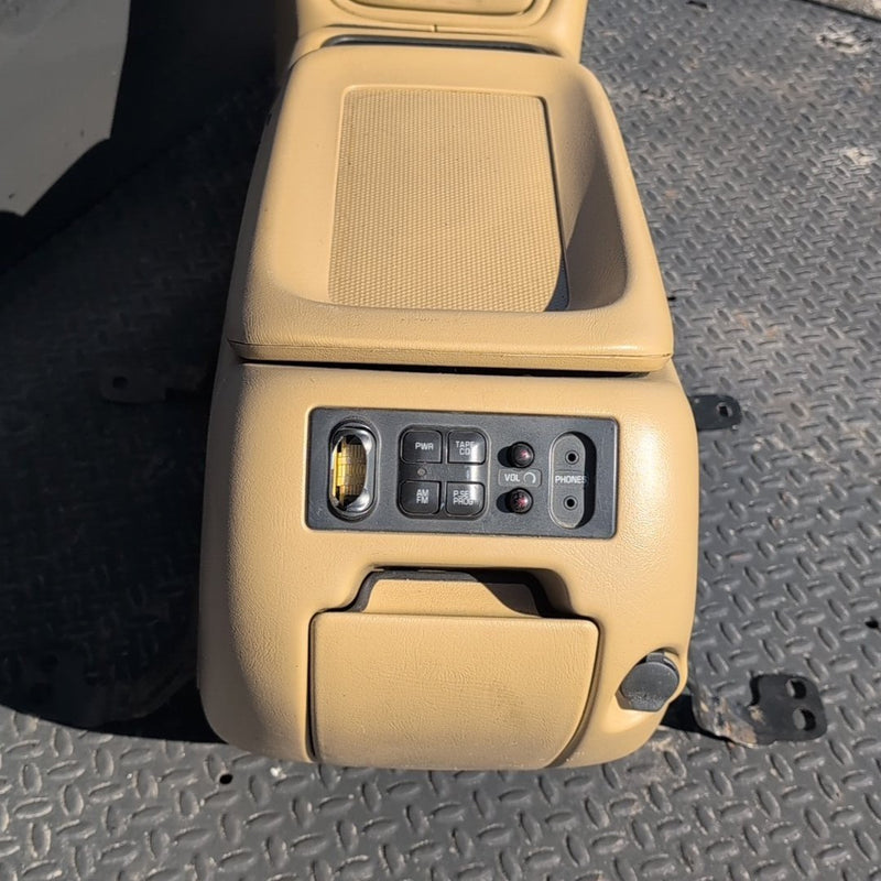 1999-2002 Chevrolet Silverado Center Console Assembly Tan Lid Mounts 15037198