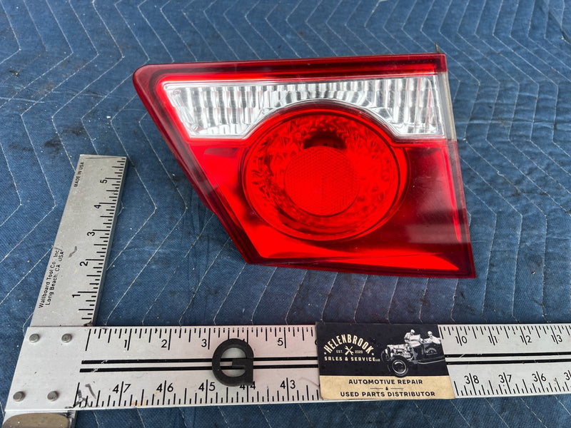 2012-2015 Chevy Cruze RH Passenger Side Tail Light Inner 0042124 OEM #2255CN