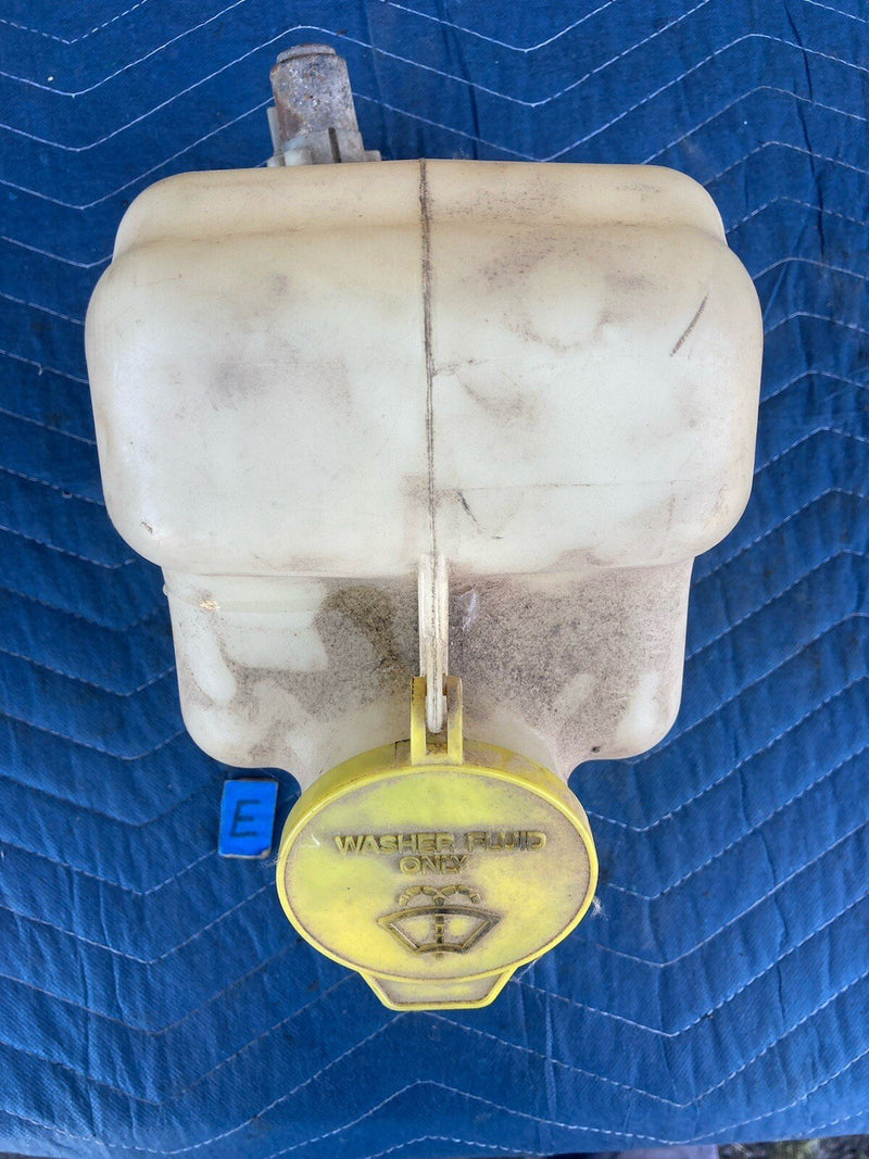 1997-02 Jeep Wrangler TJ Windshield Washer Fluid Reservoir Tank 55154804 #3275M