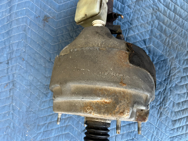 1986-1993 Volvo 240 244 245 Brake Booster & Master Cylinder Assembly OEM #4470EM