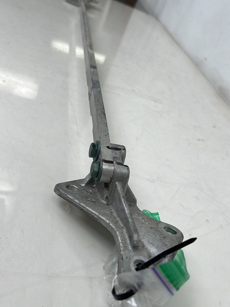 1996-2003 Audi S8 D2 A8 Front Upper Strut Brace Bracket 4D0805772 OEM #6381EM