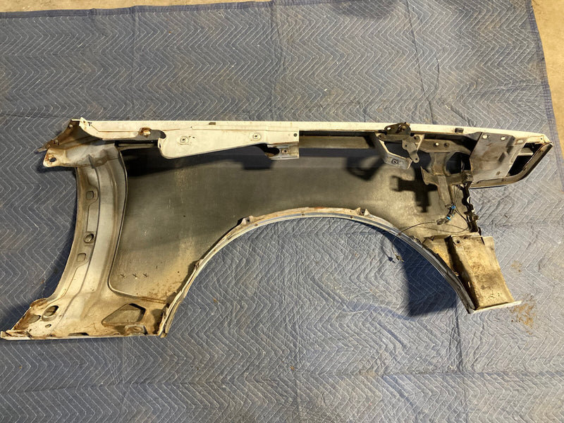 1976-1979 Cadillac Seville Driver LH Left Front Fender White Sedan OEM #1743M