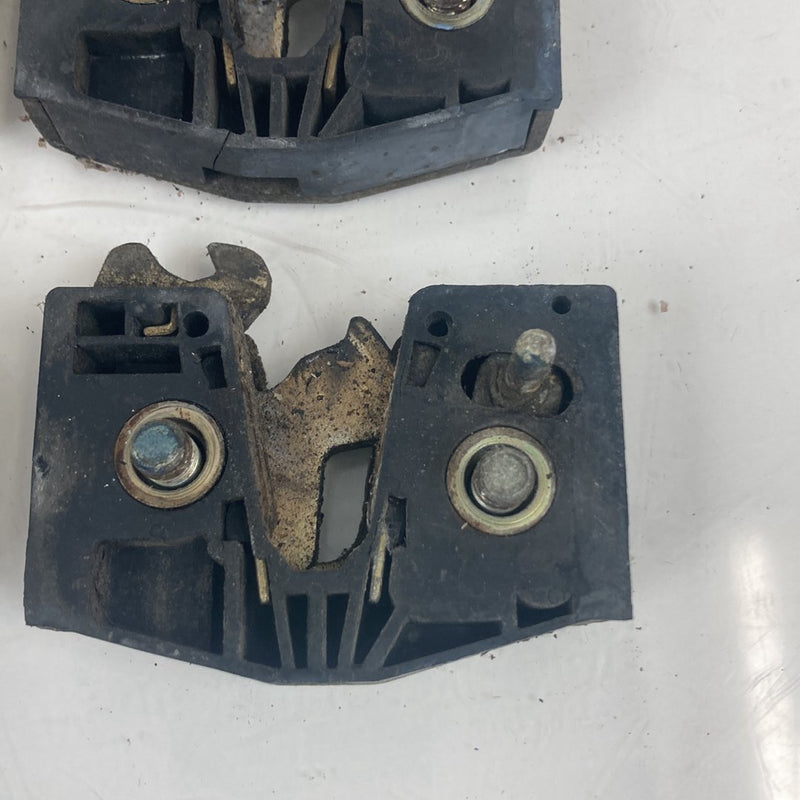 1975-1980 Volvo 244 Door Latch Set of 4 Lock 6438 OEM #4899M
