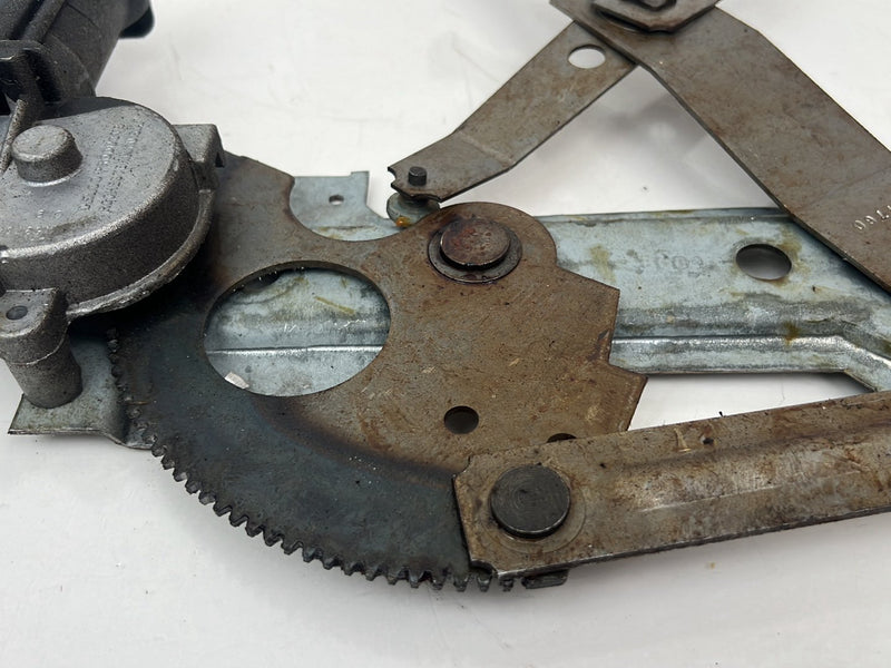 1976-1979 Cadillac Seville Rear Passenger RH Window Regulator + Motor OEM #5602EM
