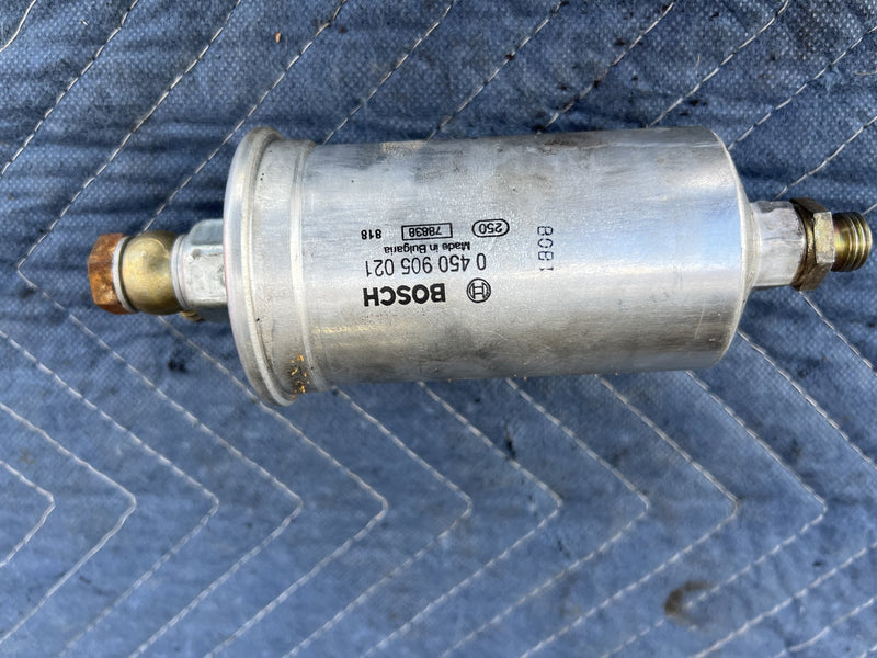 1978 Volvo 240 242 - Fuel Pump PN: 0438170007 0450905021