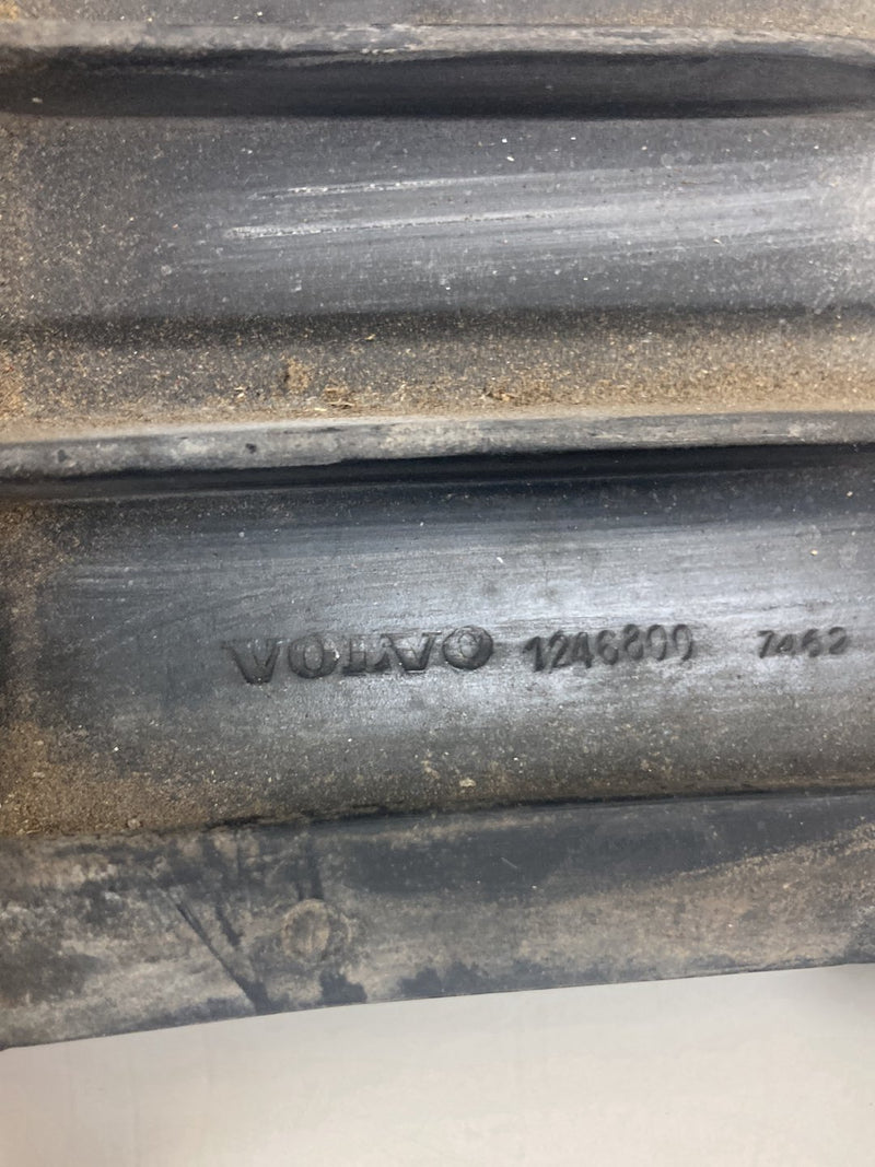 1980 Volvo 244 - Front Bumper to Body Trim Molding PN: 1246800 1246799