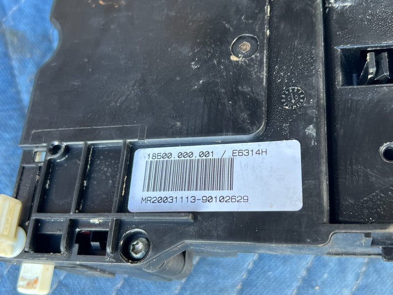 2000-2005 BMW 330xi 325xi E46 Interior Cabin Fuse Box Relay 8364542 OEM #4784EM