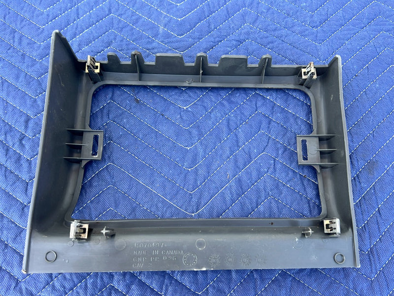 Chevrolet Silverado - Dash Trim PN: 15070497