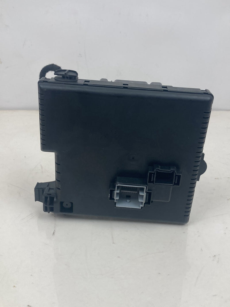 2005 Volvo XC90 I 275 Fuse Box Rear Body 8676391 04W383 12217799 OEM #4807M