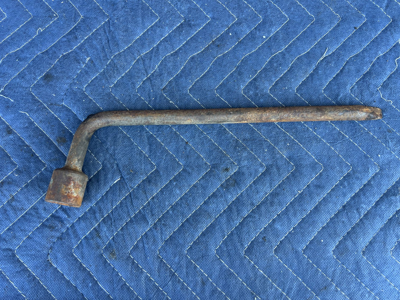1973 Volvo 140 142 - Jack & Tool Kit