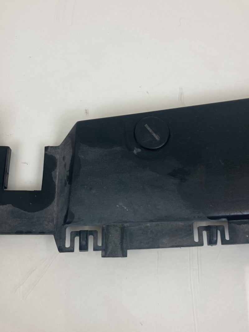 1992 Volvo 940 944 - Radiator Support Bracket PN: 1392604