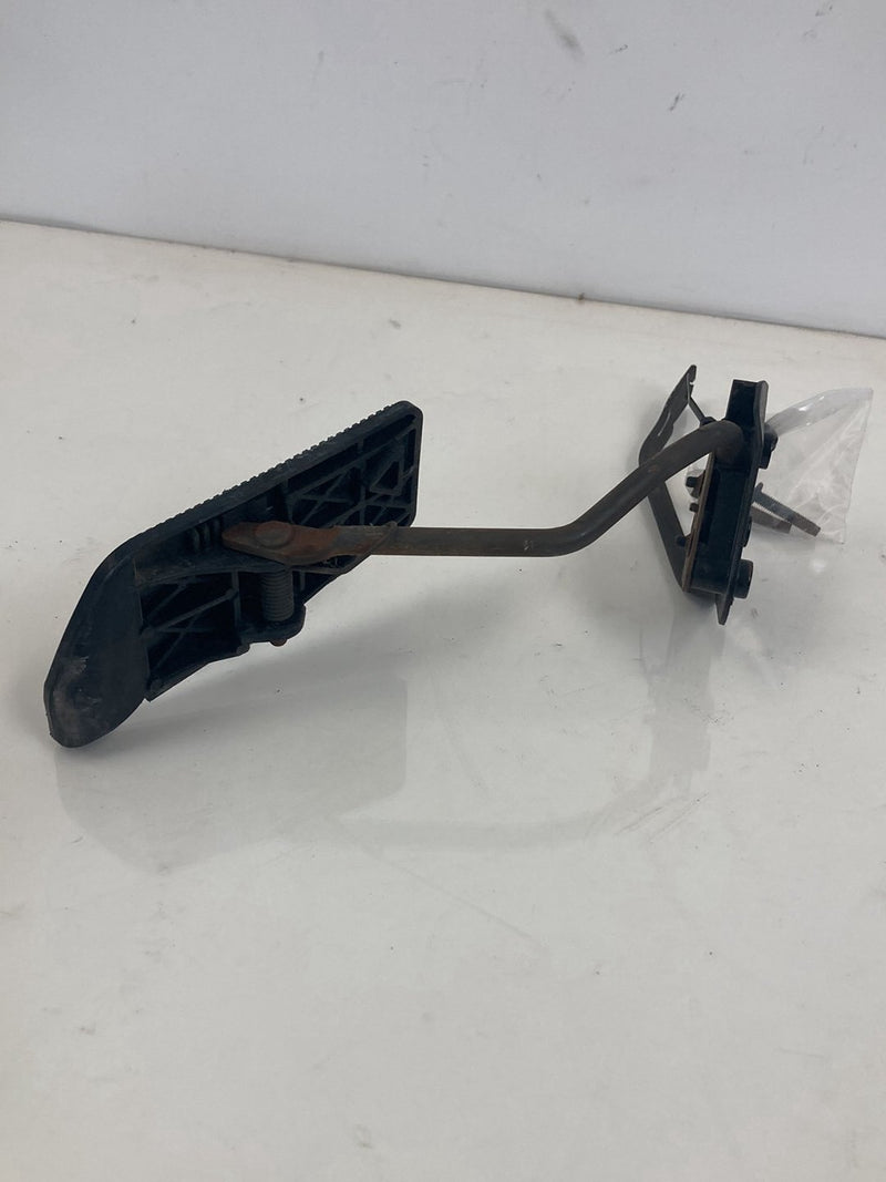 1995 Chevrolet Silverado GMT800 - Gas Pedal PN: 597819
