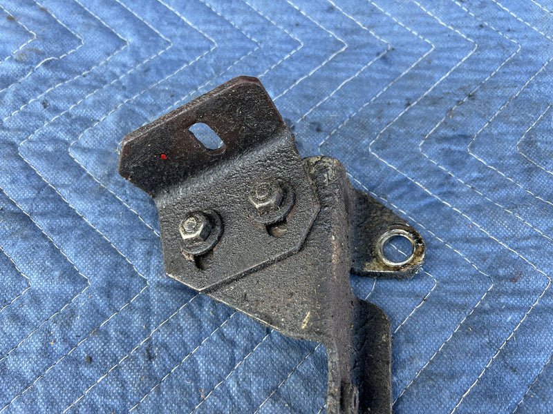 1978 Volvo 240 242 - Transmission Mount