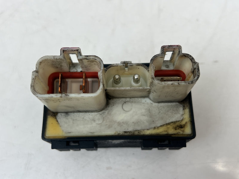 1998-2000 Volvo S70 V70 XC Cooling Fan Relay Control 9442934 OEM #6873EM