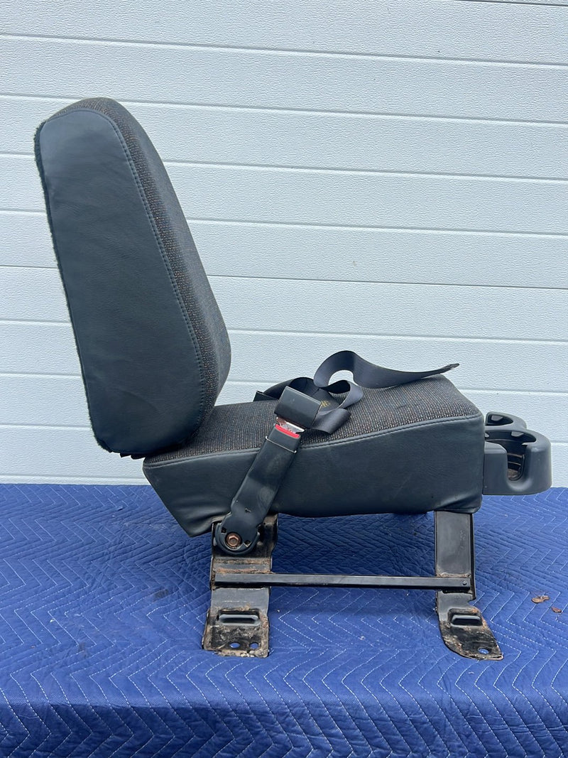 Chevrolet Silverado - Front Seat