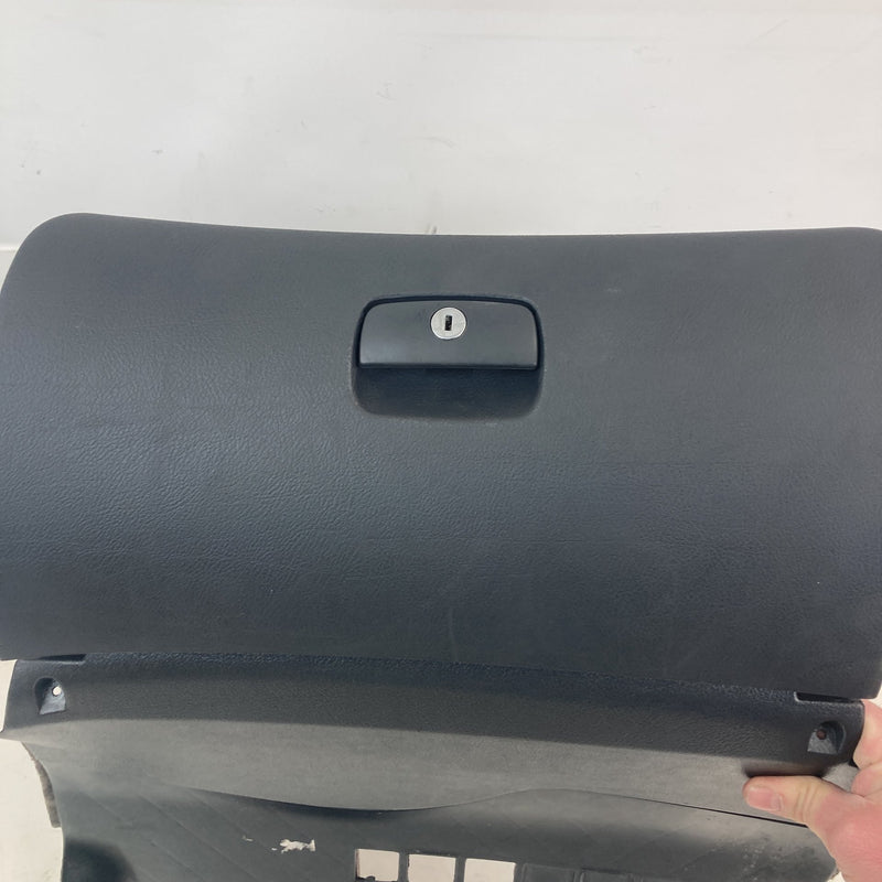 2001-2005 Volkswagen Passat Glove Box Assembly Black OEM #5557M